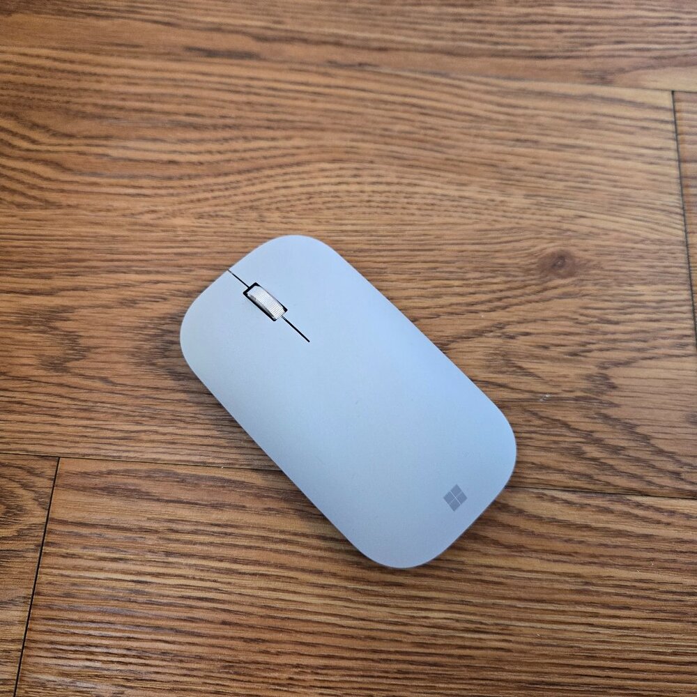 Microsoft Surface Wireless Computer Mouse in color Platinum